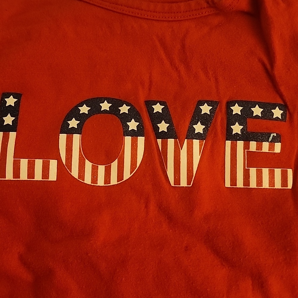 12-18 Months Carter's Red 'LOVE' Patriotic Set with Striped Shorts - Picture 3 of 3